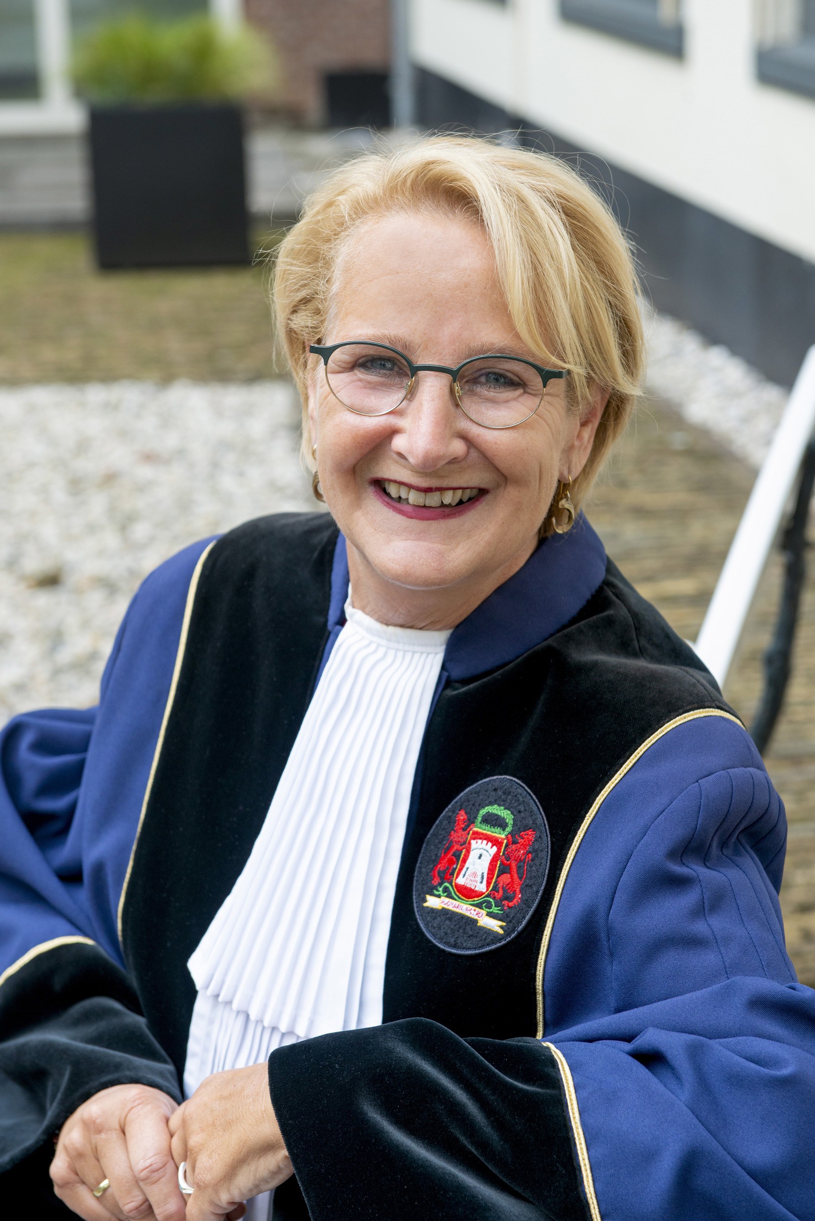 Arlette van de Kemp, trouwambtenaren
