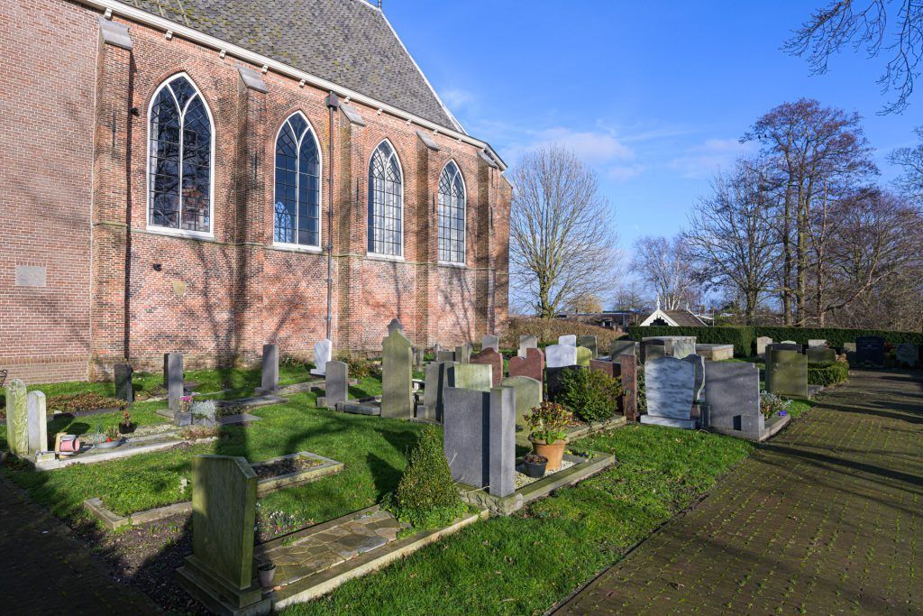 kerk en deel begraafplaats west-graftdijk