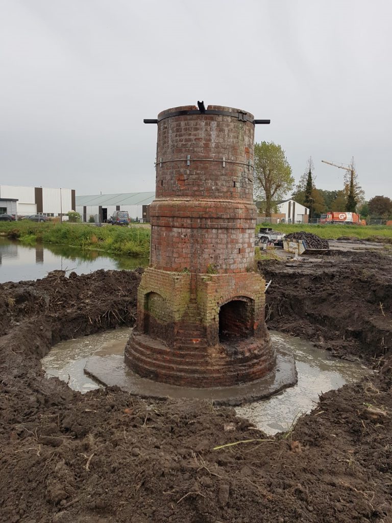 Voetschacht van de schoorsteen op het Jaagpad