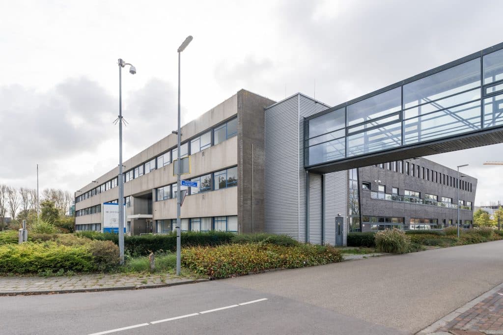 Gebouw de Letterbak aan de Edisonweg in Oudorp